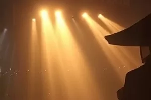 《拾光修理铺》拆开的机械钟齿轮
